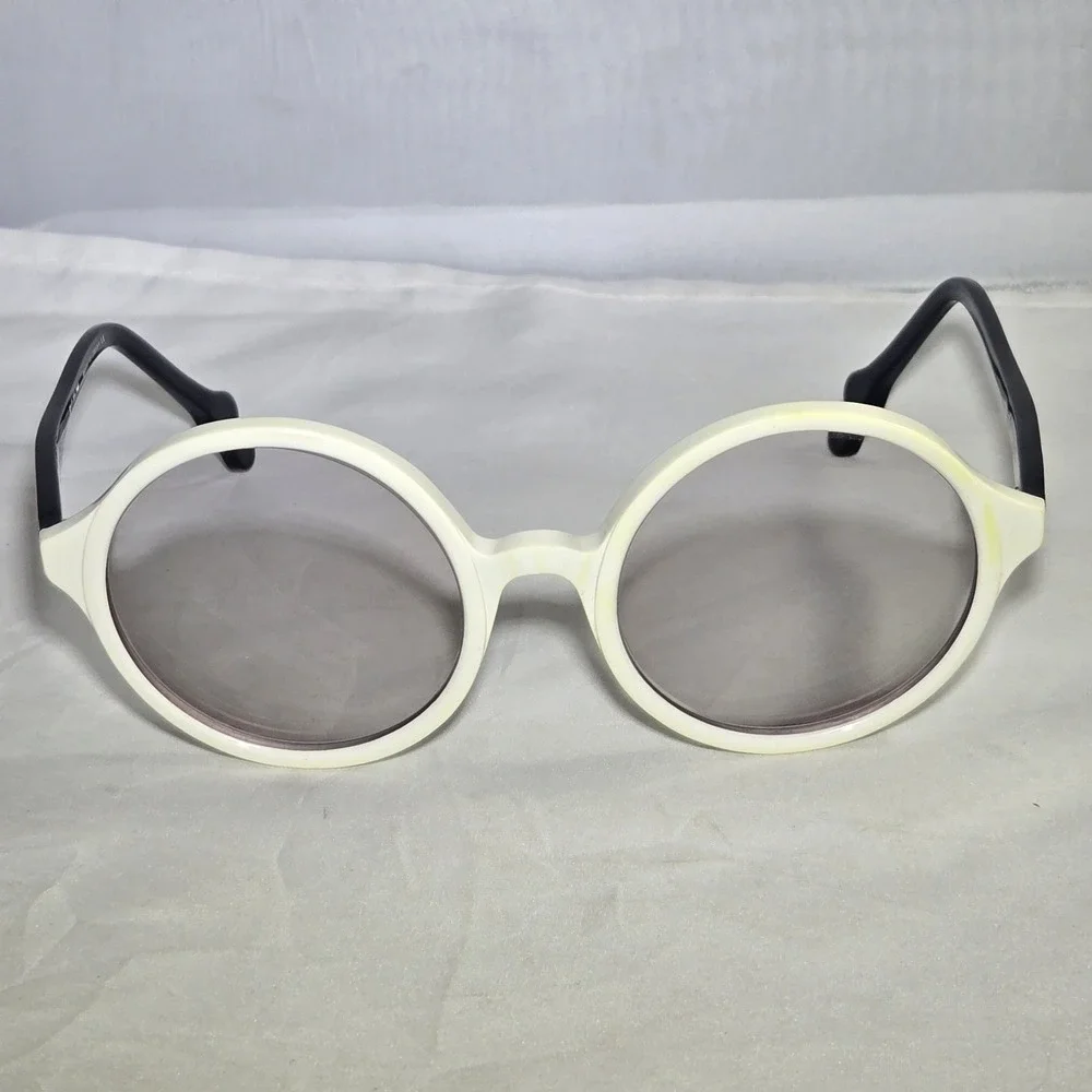 Thom Browne TB-1001c-56 Sunglasses White Circular Frames *READ
